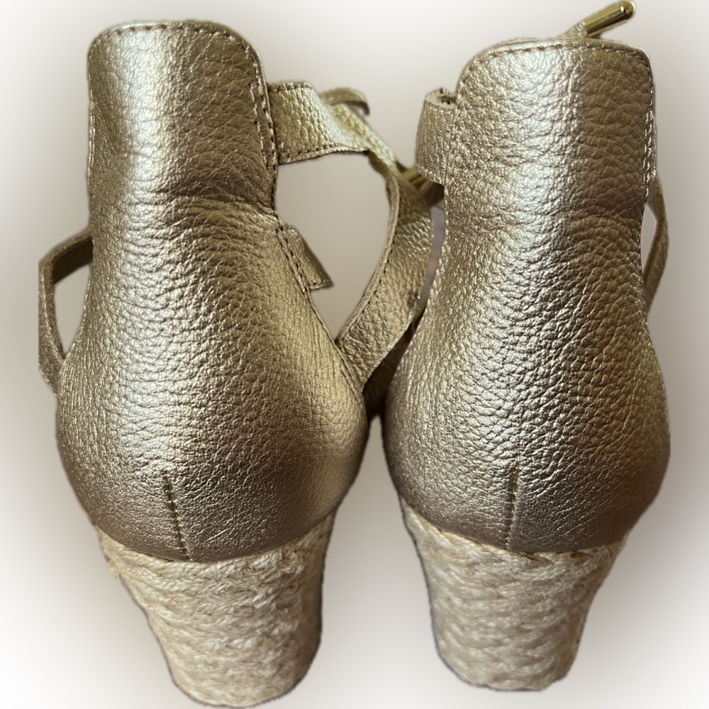 Vionic Gold Wedge Shoes - Picture 3 of 9